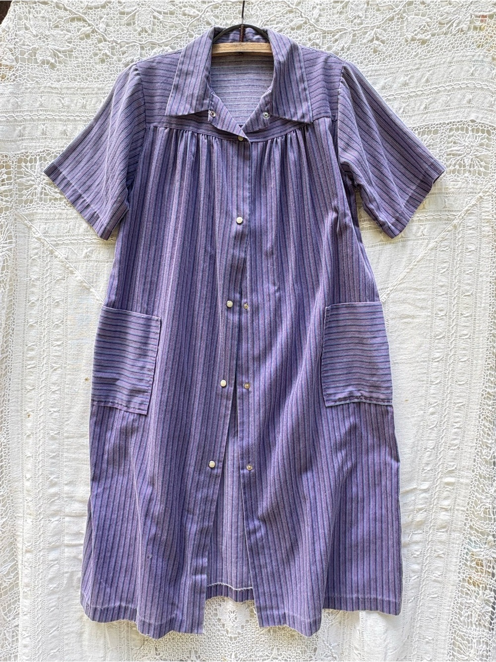Vintage Purple Striped Button-Front House Dress 19 inch Armpit to Armpit